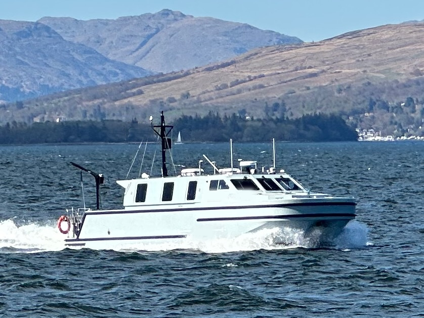 11 m-Class Passenger / Work Boat