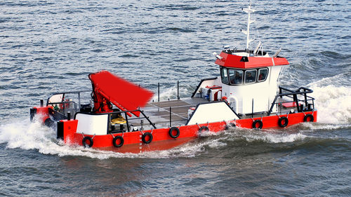 12.5 m-Class Multi-Purpose Utility Workboat