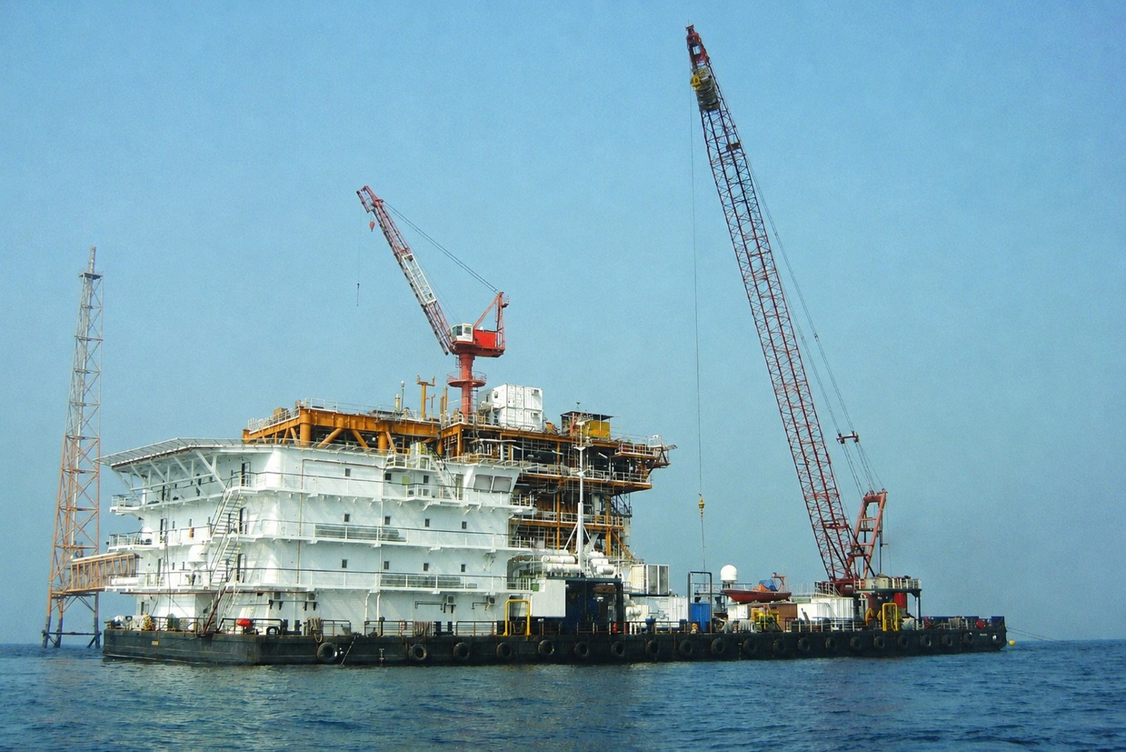 Offshore Accommodation & Construction Work Barge
